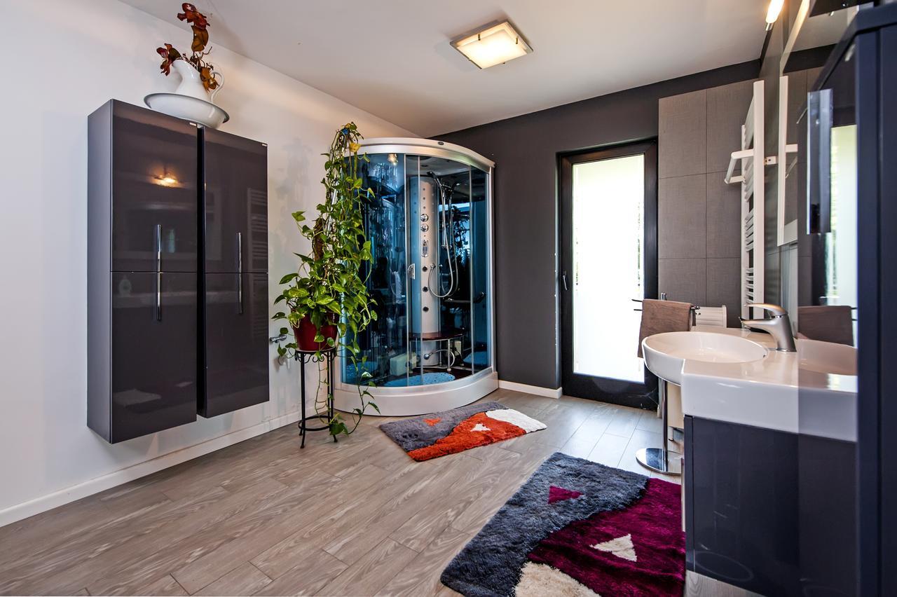 Cerin Apartment Rovinj Exteriör bild